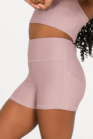 _rr2506lk_iconic_compression_short_in_fawn-e_1