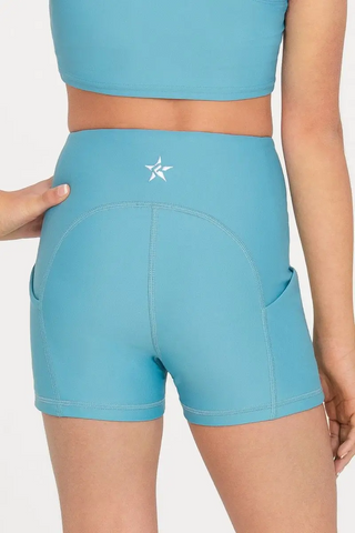 _rr2506tb_iconic_compression_short_in_arctic_blue-e_2
